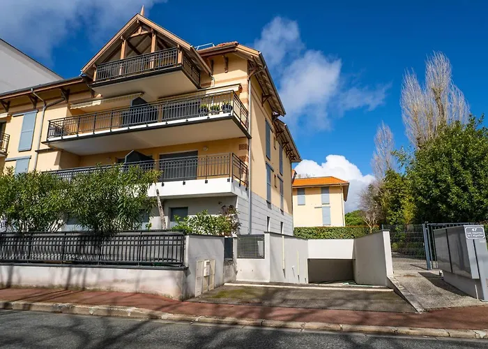 Cote Port - Appt Sortie Privee Vers Le Port